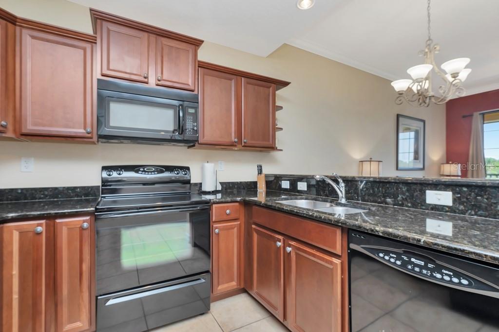 Image 7 of 57 For 13941 Clubhouse Dr 312