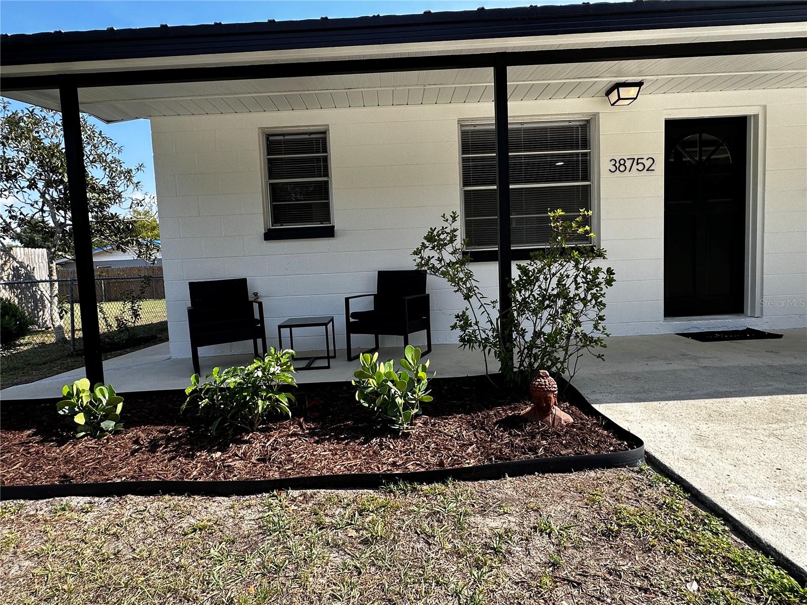 Listing photo id 10 for 38750 & 38752 2nd Avenue