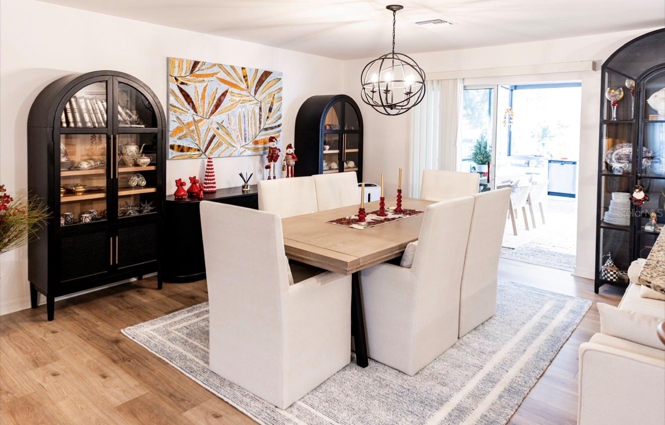 Listing photo id 14 for 1660 Lansdale Avenue