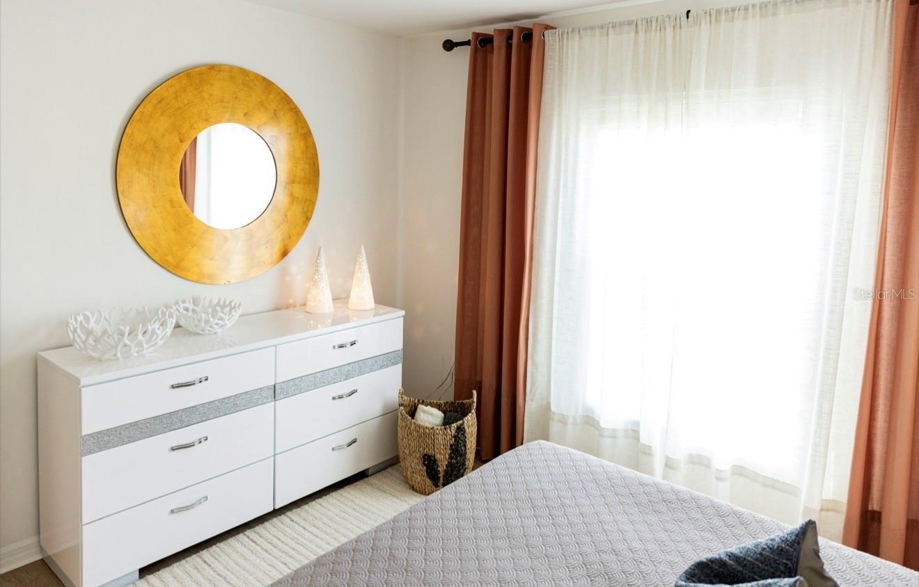 Listing photo id 35 for 1660 Lansdale Avenue