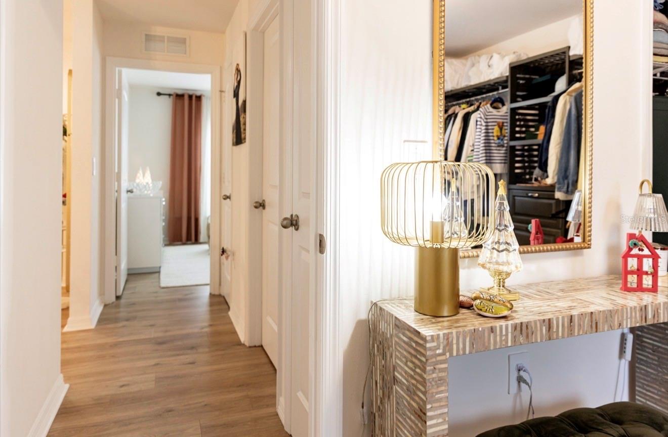 Listing photo id 38 for 1660 Lansdale Avenue