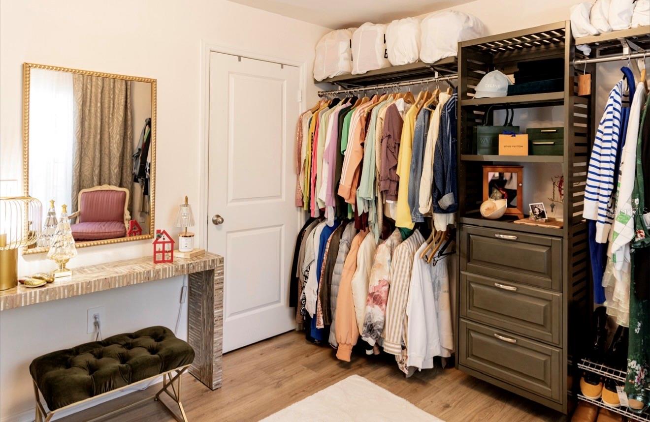 Listing photo id 39 for 1660 Lansdale Avenue