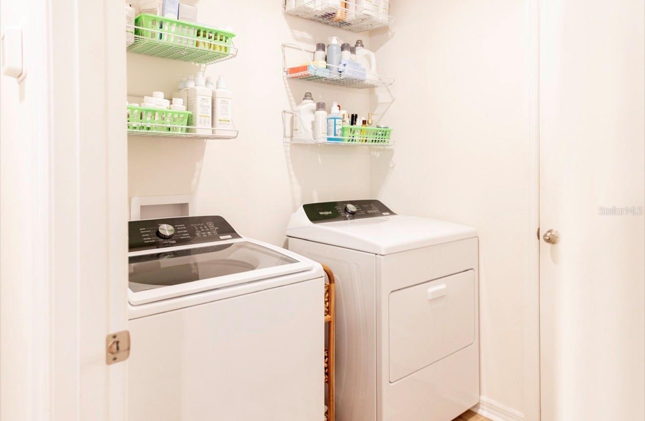 Listing photo id 47 for 1660 Lansdale Avenue