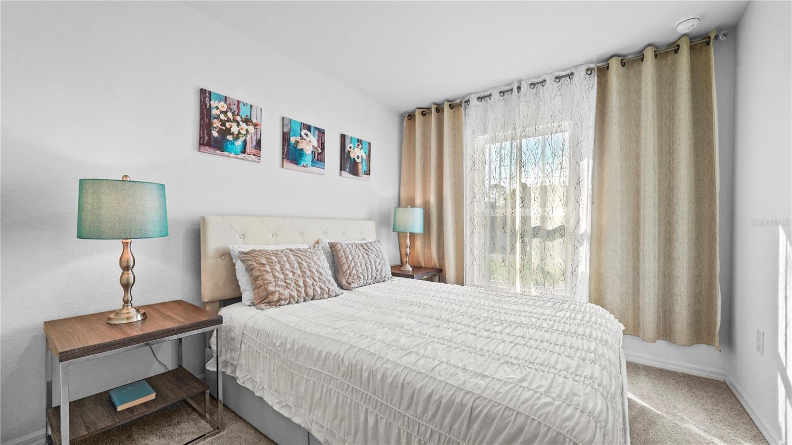 Image 24 of 100 For 1477 Winthrop Street