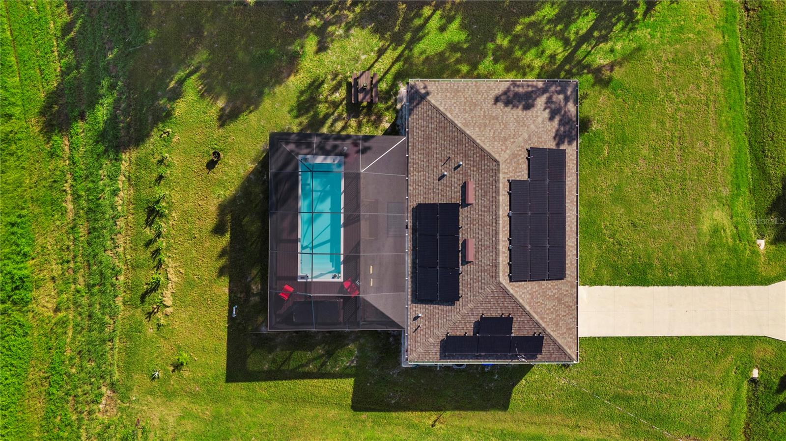 Image 3 of 100 For 1477 Winthrop Street