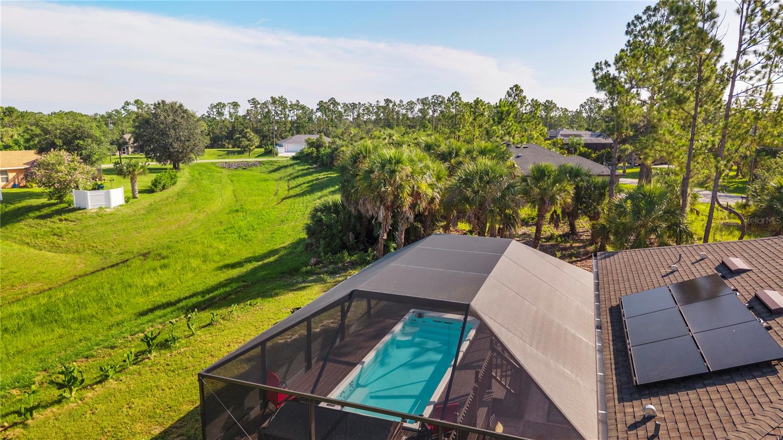 Image 39 of 100 For 1477 Winthrop Street