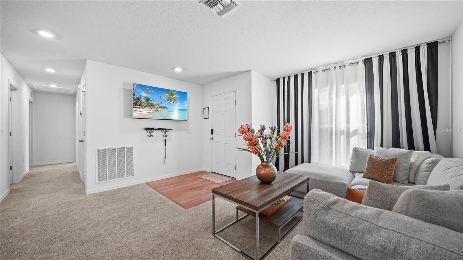 Image 8 of 100 For 1477 Winthrop Street