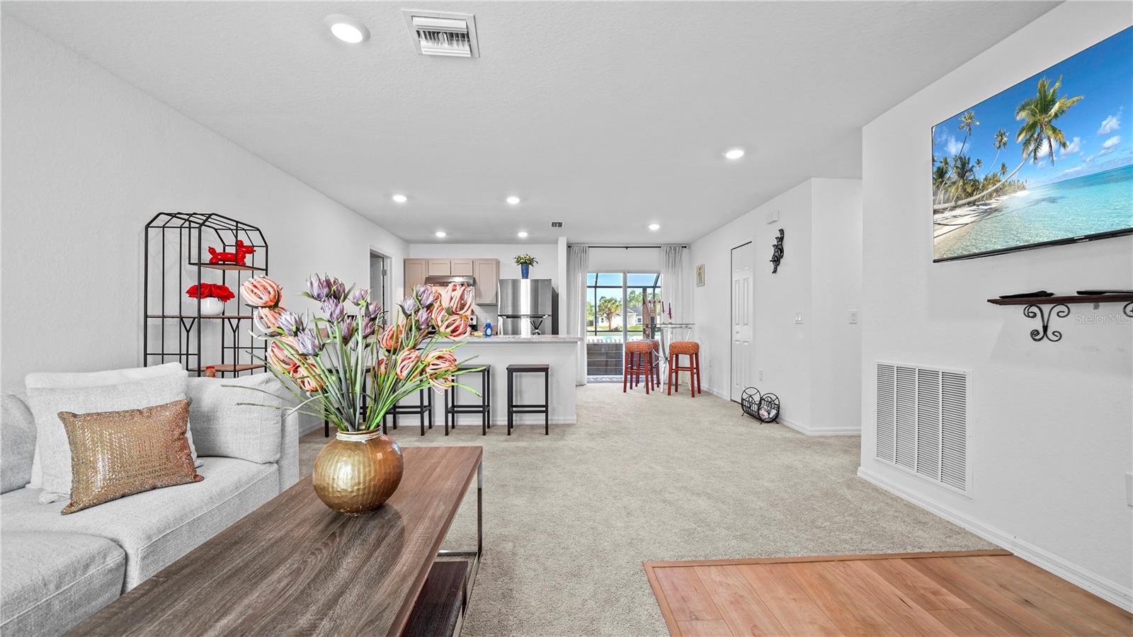 Image 9 of 100 For 1477 Winthrop Street