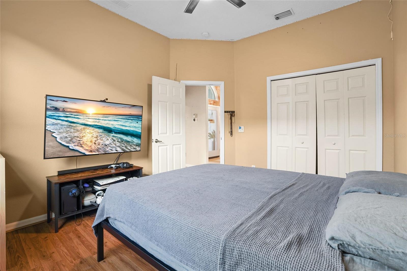 Image 17 of 33 For 12628 30th Street Circle E