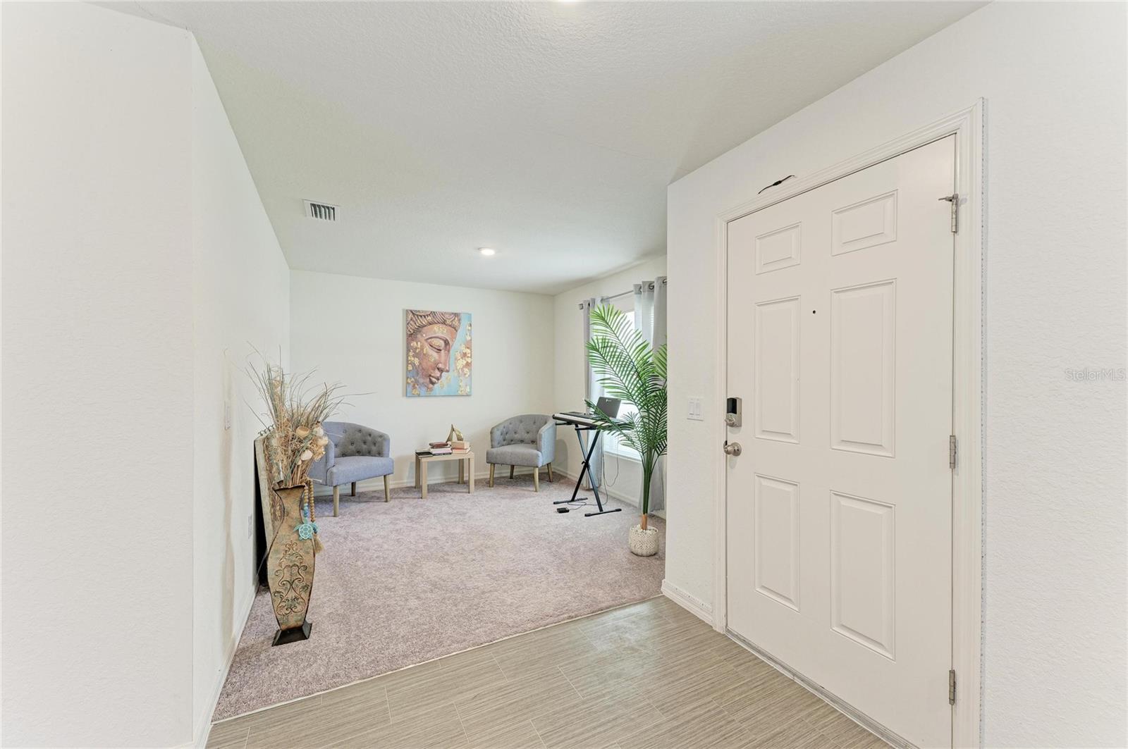 Image 19 of 100 For 7238 Helliwell Street