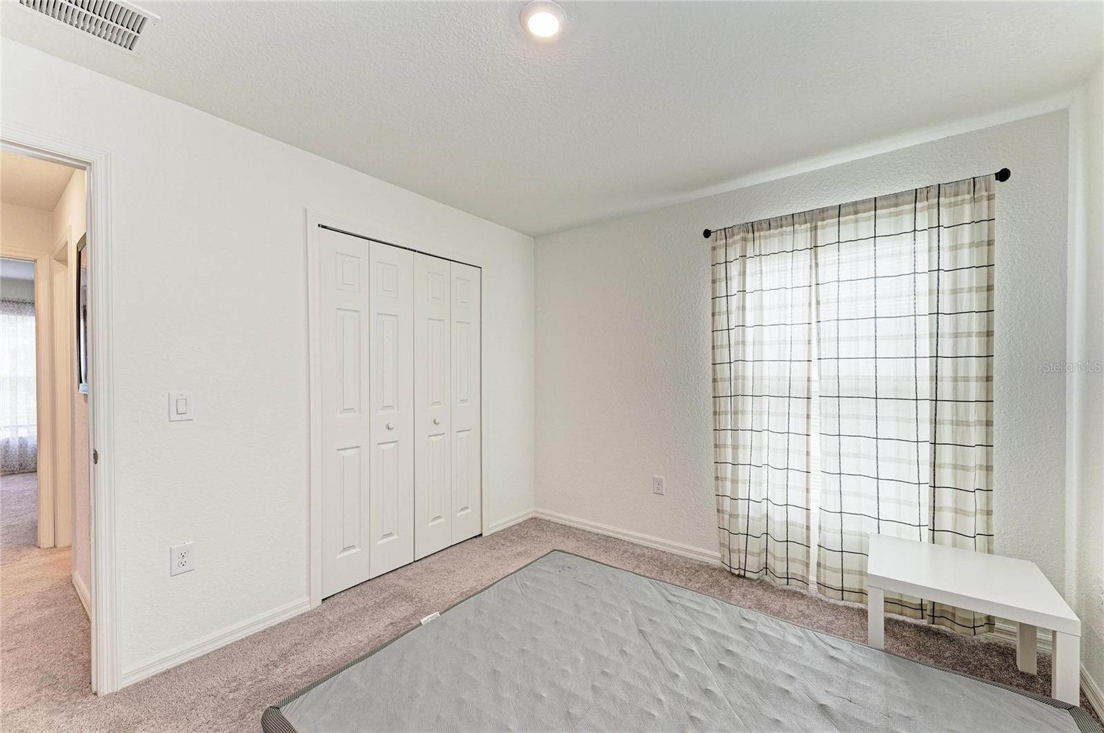 Image 22 of 100 For 7238 Helliwell Street