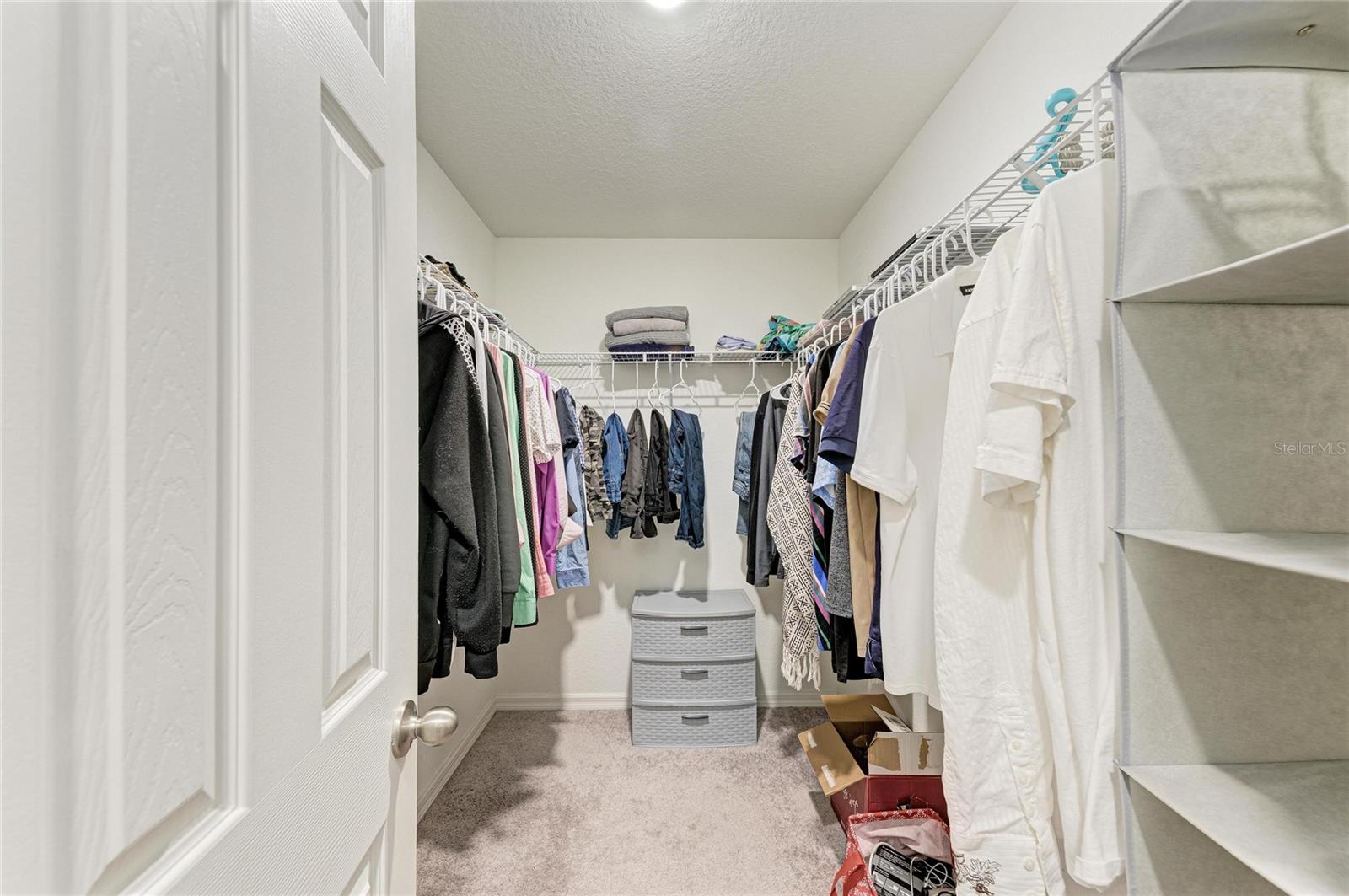 Image 23 of 100 For 7238 Helliwell Street