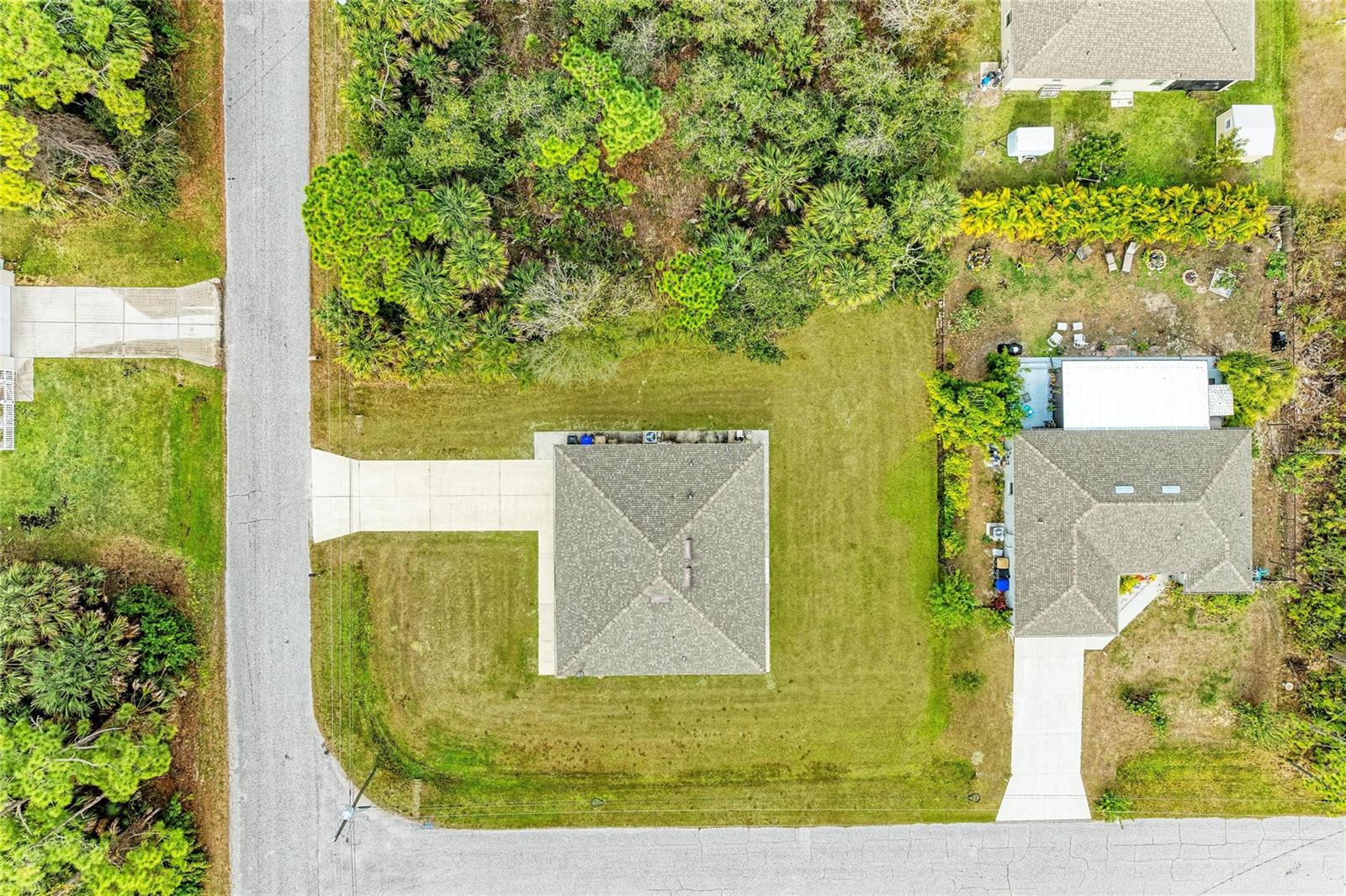 Image 44 of 100 For 7238 Helliwell Street