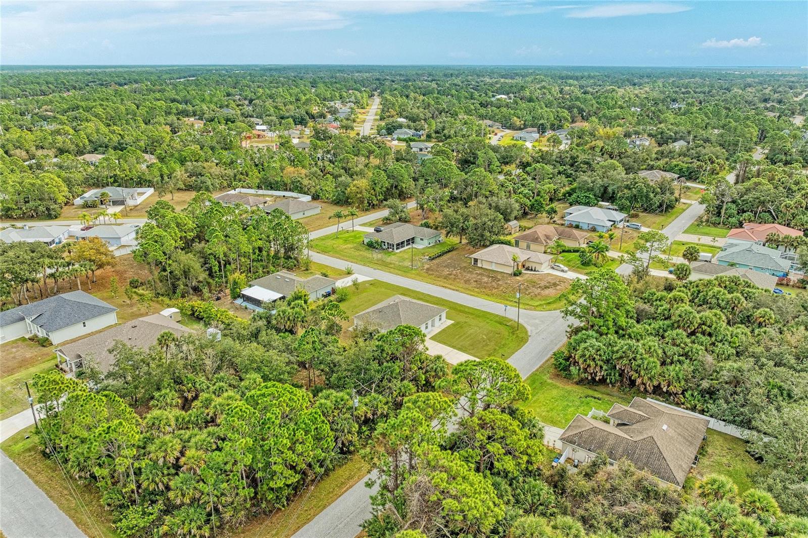 Image 48 of 100 For 7238 Helliwell Street