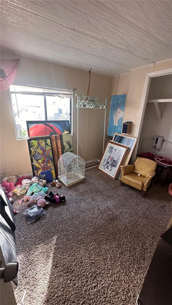 Image 9 of 14 For 8926 Jericho Court