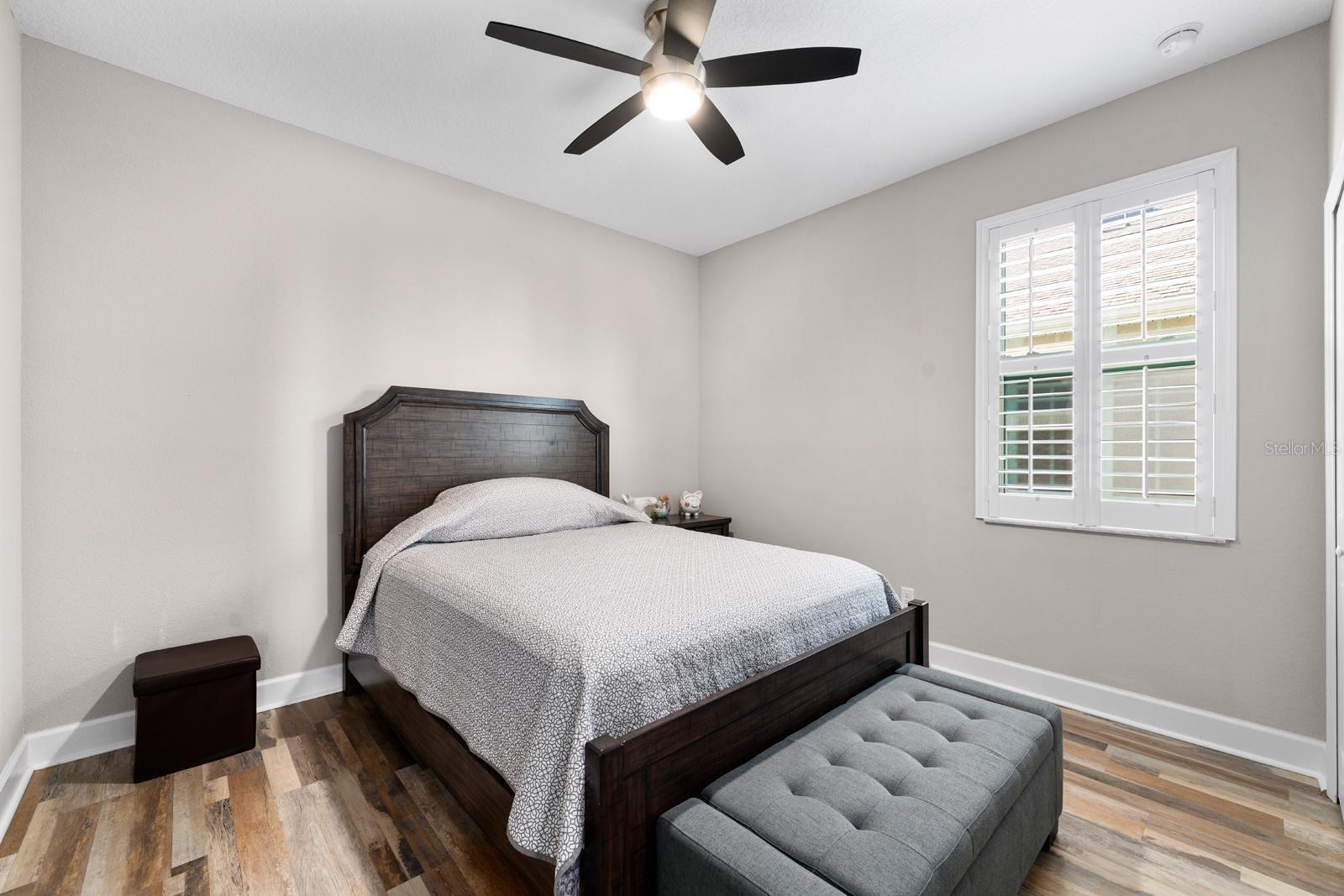 Image 11 of 37 For 18936 Roseate Drive