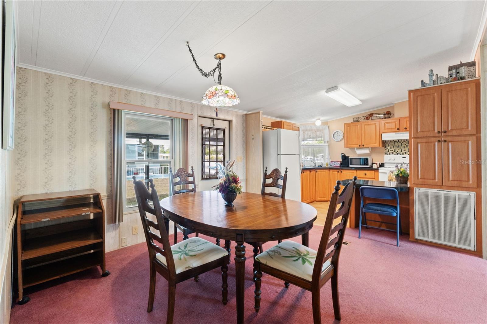 Image 20 of 28 For 8013 Eastern Circle Drive