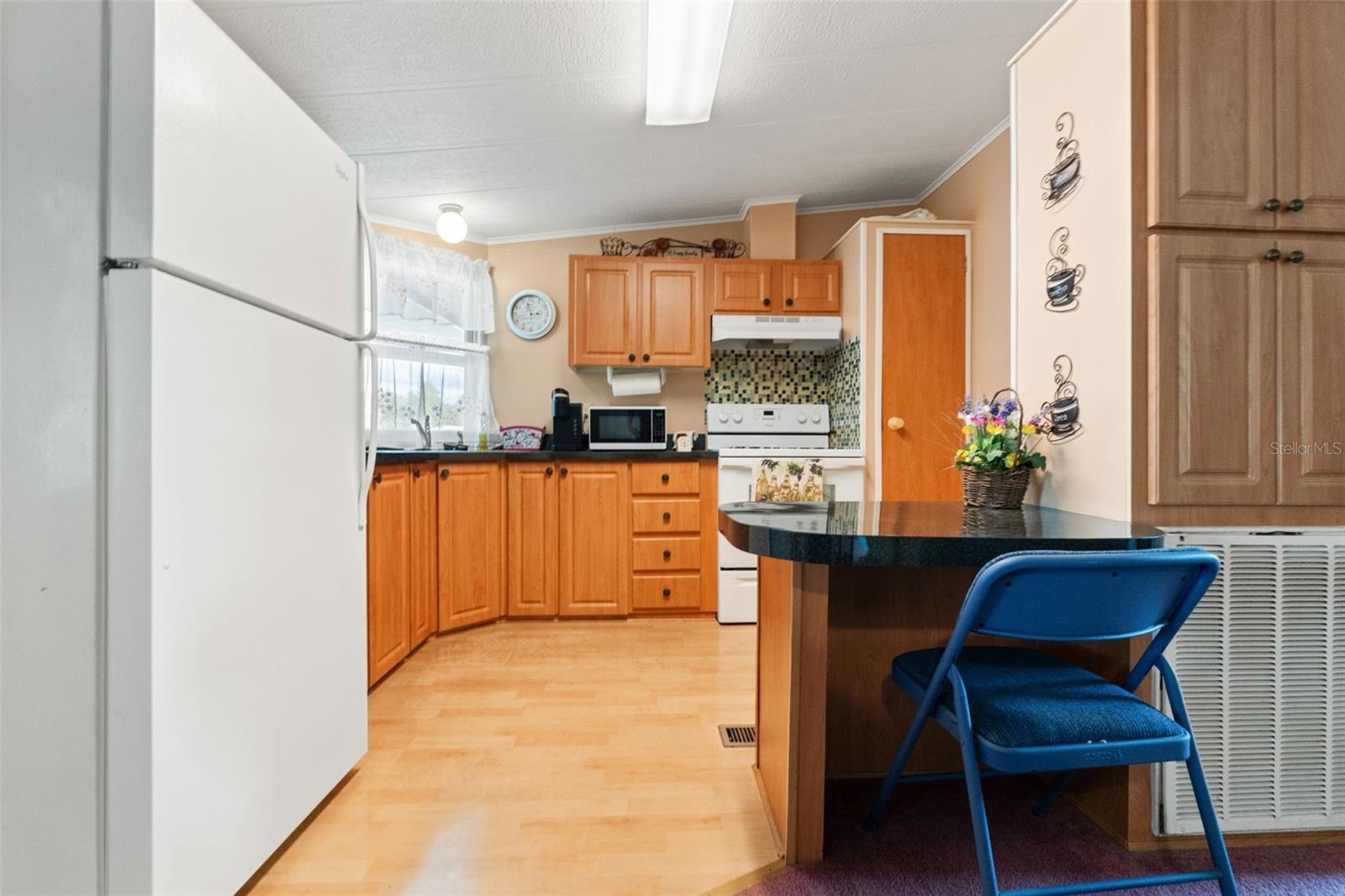 Image 7 of 28 For 8013 Eastern Circle Drive