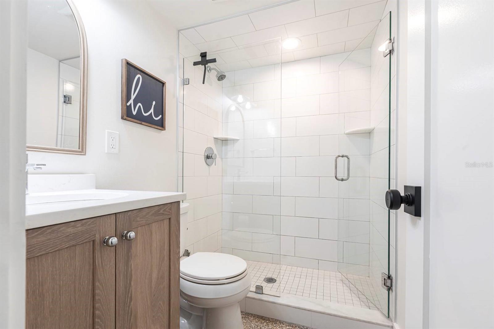 Image 9 of 24 For 6006 Midnight Pass Road 58