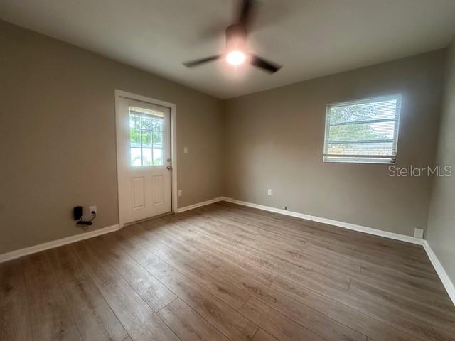 Image 11 of 19 For 708 Lakewood Avenue