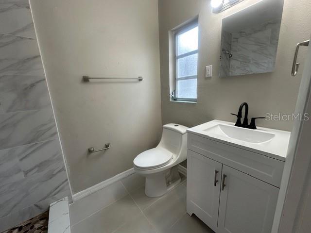 Image 13 of 19 For 708 Lakewood Avenue