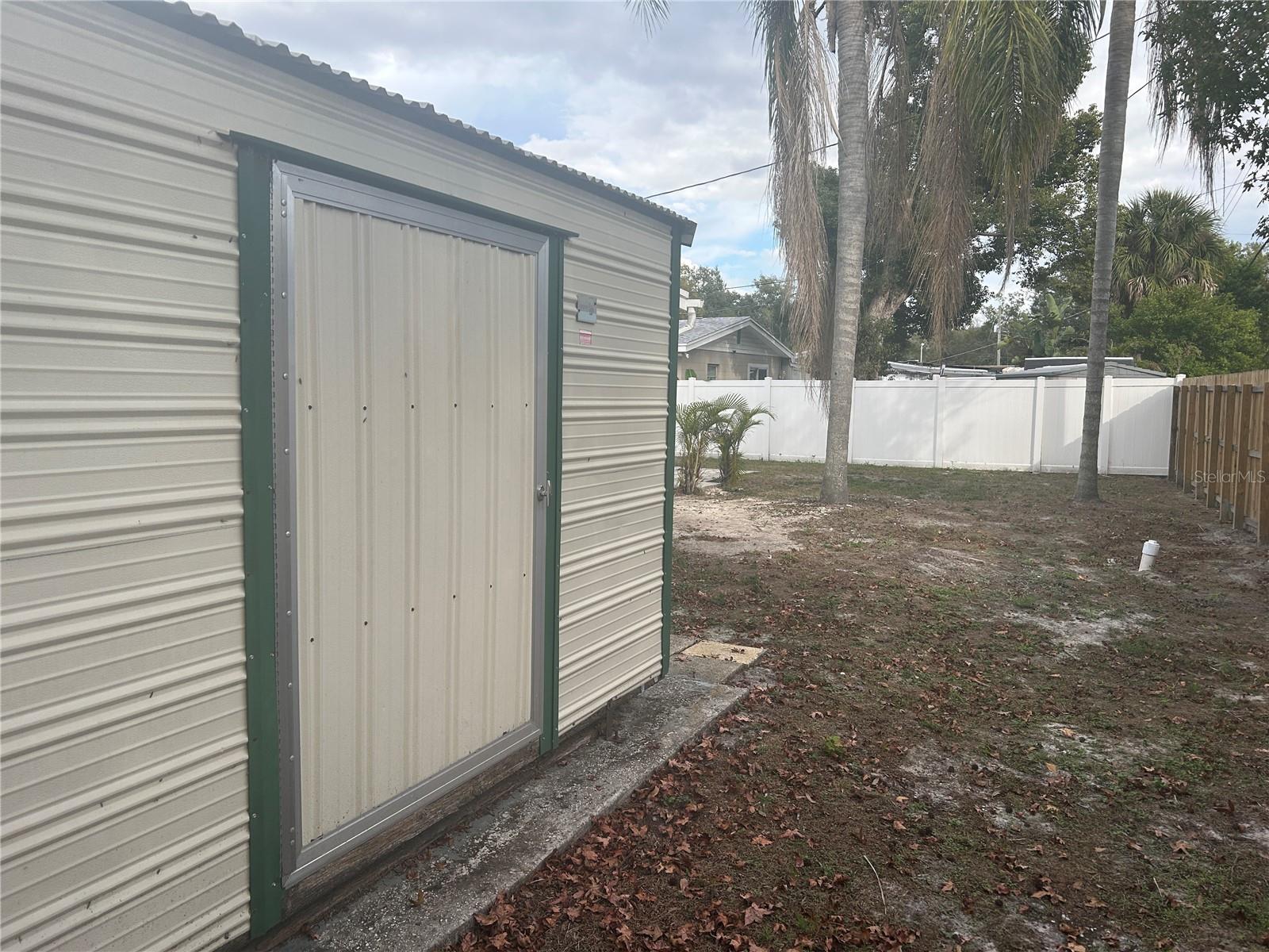 Image 18 of 19 For 708 Lakewood Avenue