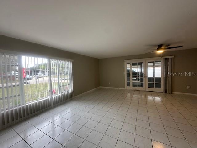 Image 4 of 19 For 708 Lakewood Avenue