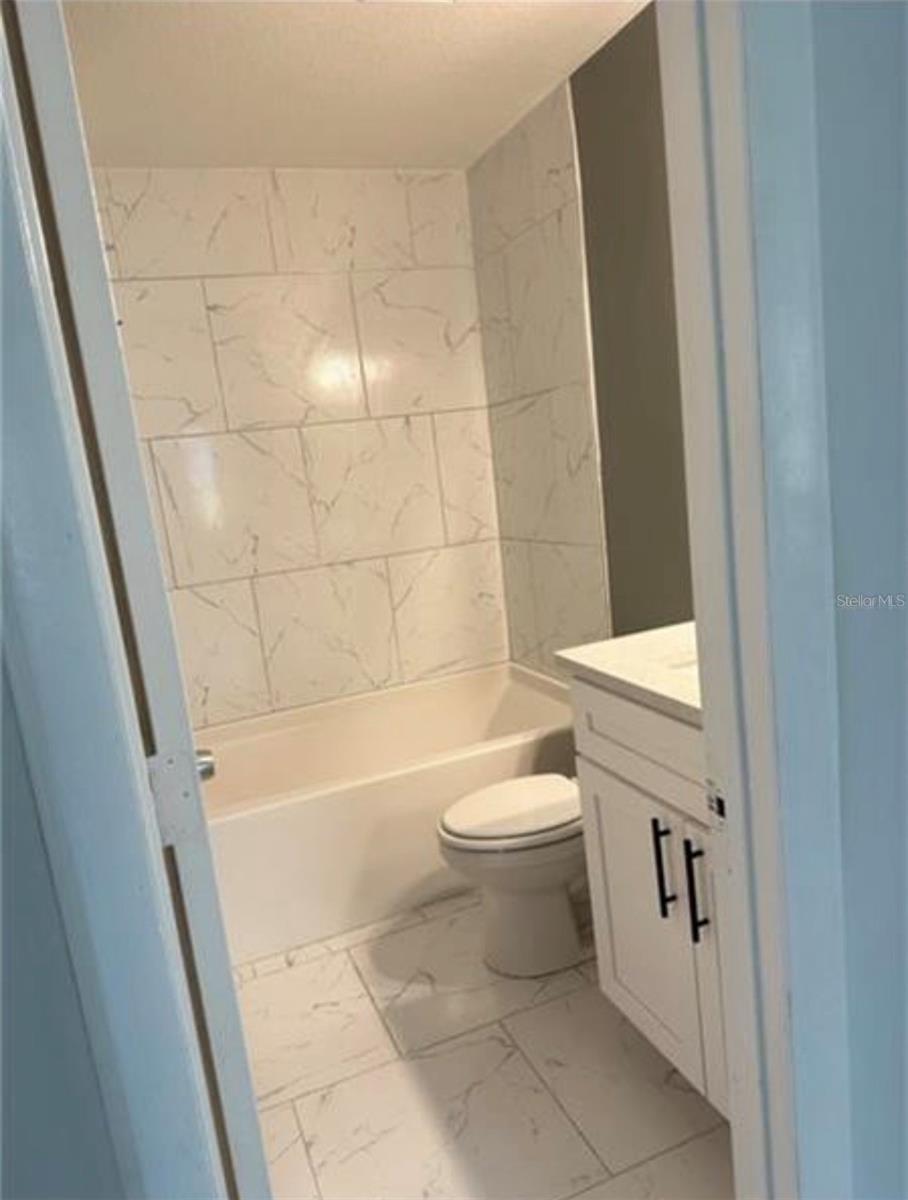 Image 6 of 13 For 7149 Carmel Avenue