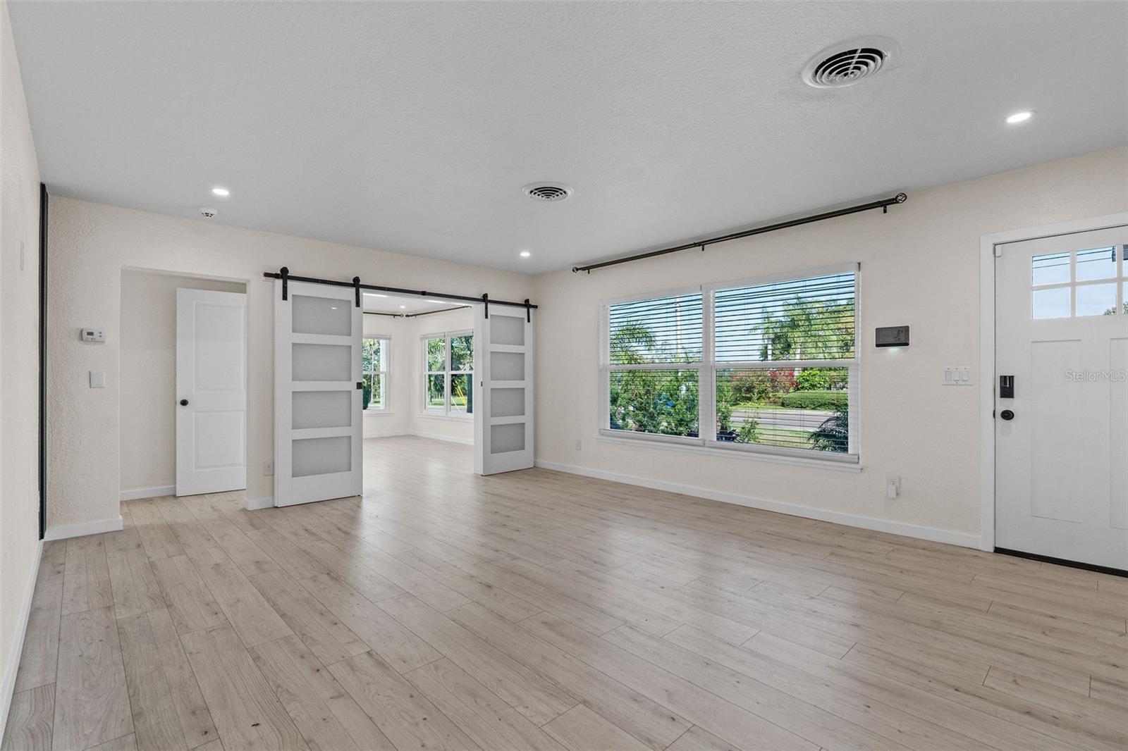 Image 10 of 24 For 1401 Drew Street