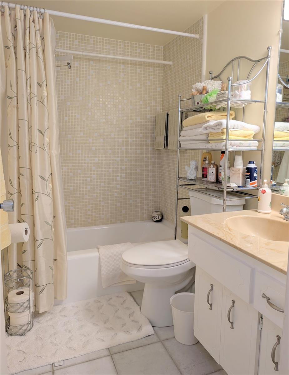 Image 26 of 36 For 1845 Highland Avenue 3-13