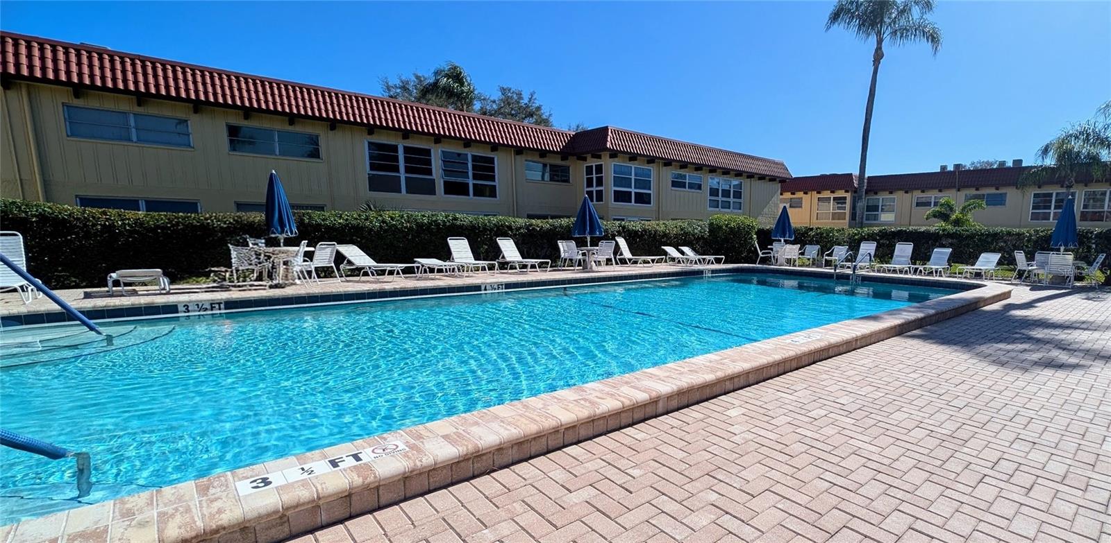 Image 31 of 36 For 1845 Highland Avenue 3-13