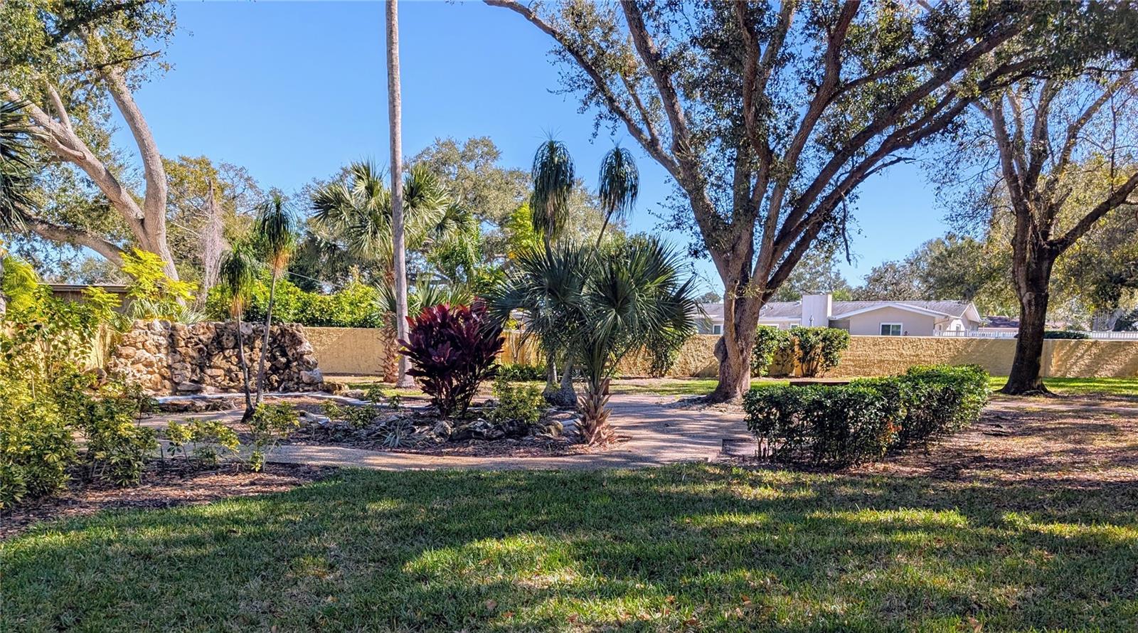 Image 33 of 36 For 1845 Highland Avenue 3-13