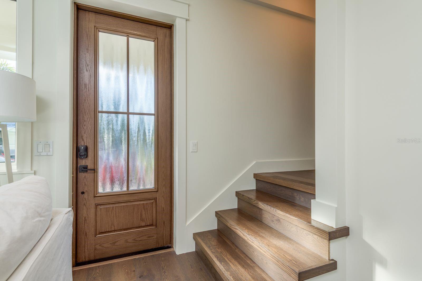 Image 20 of 63 For 927 6th Street N