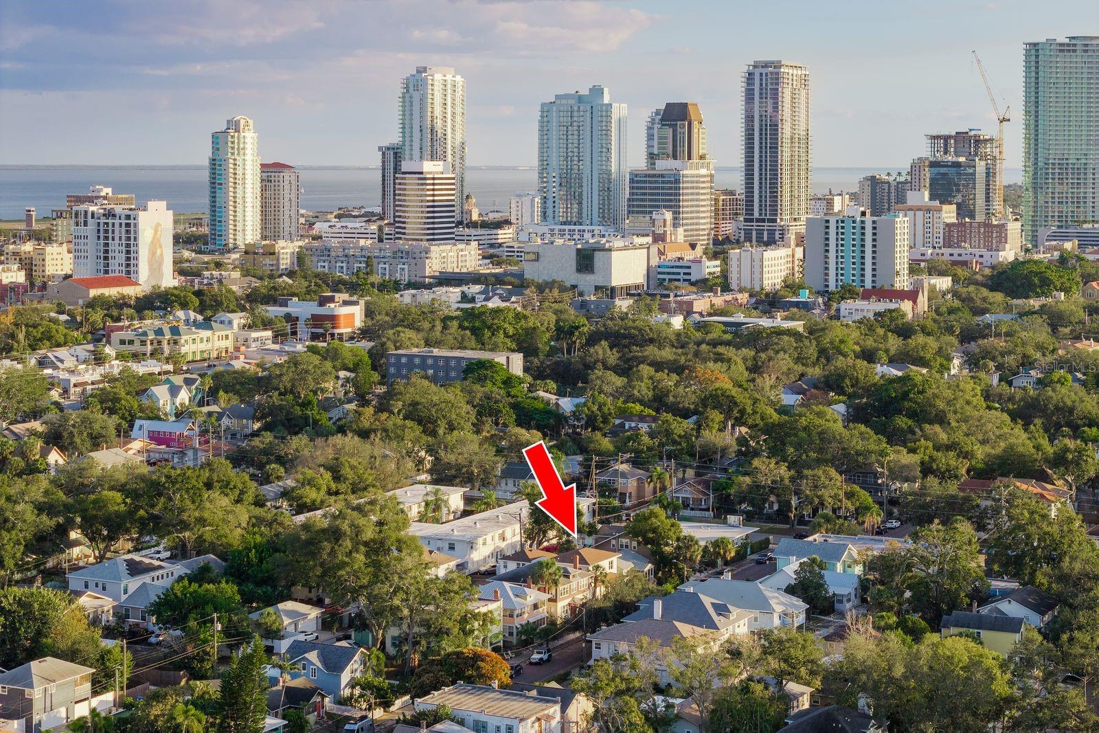 Image 53 of 63 For 927 6th Street N