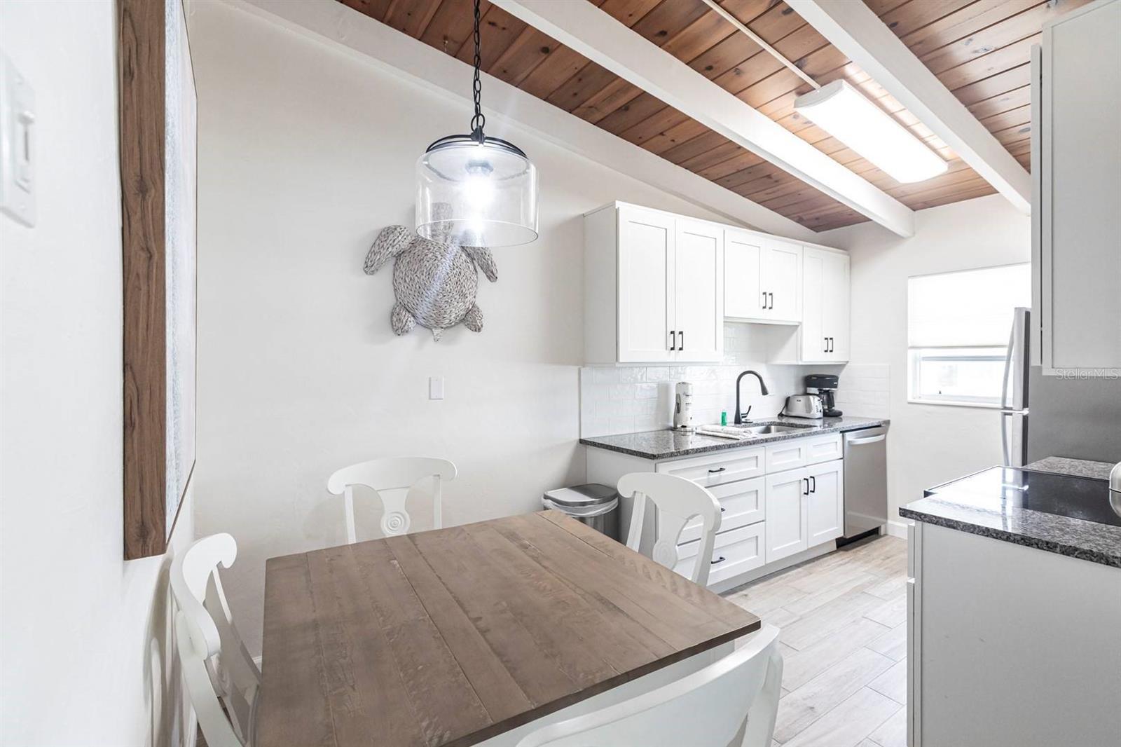 Image 6 of 26 For 6006 Midnight Pass Road 63