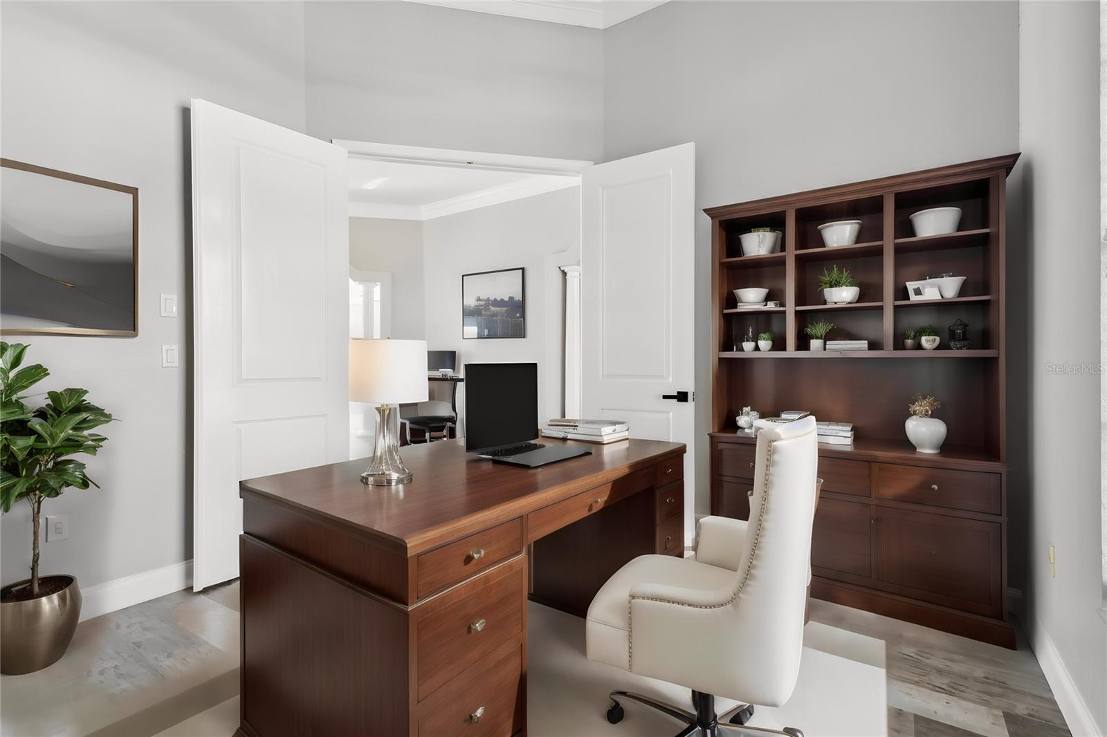 Listing photo id 33 for 6644 Country Club Road