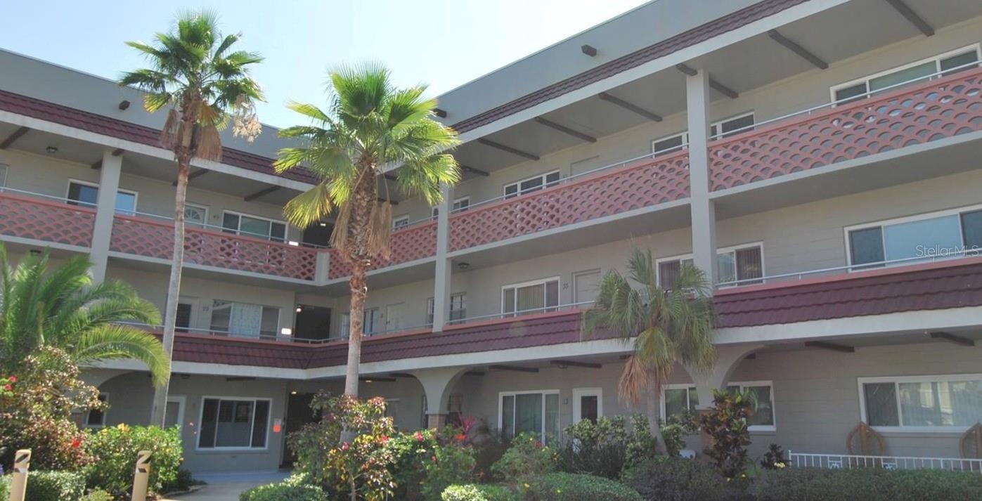 Listing Details for 2073 Denmark Street 43, CLEARWATER, FL 33763