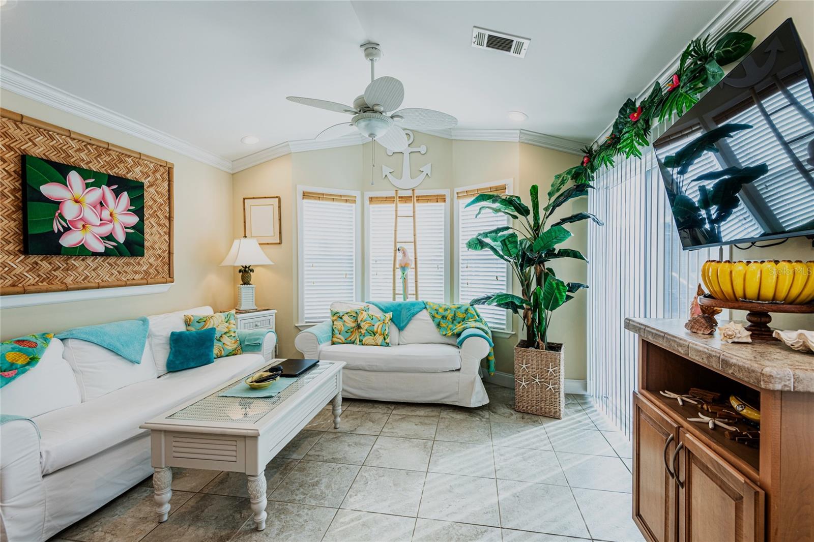 Image 10 of 37 For 20300 Leonard Road 33