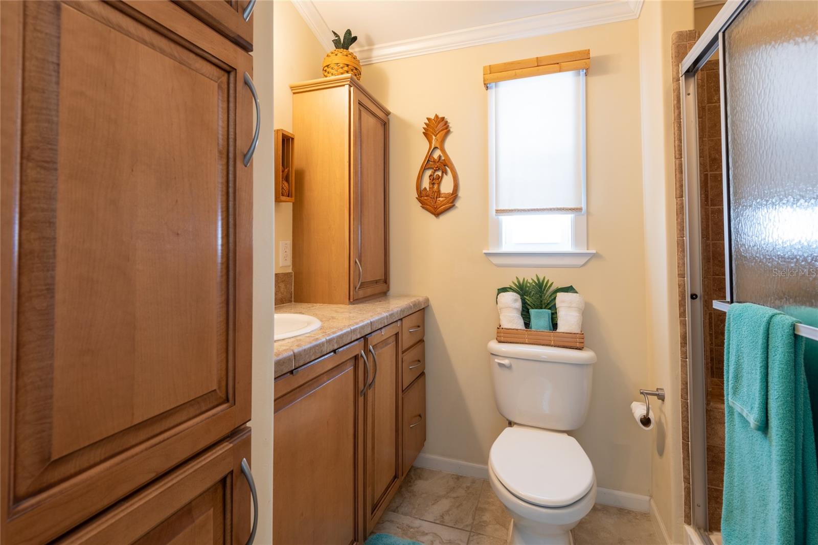 Image 14 of 37 For 20300 Leonard Road 33