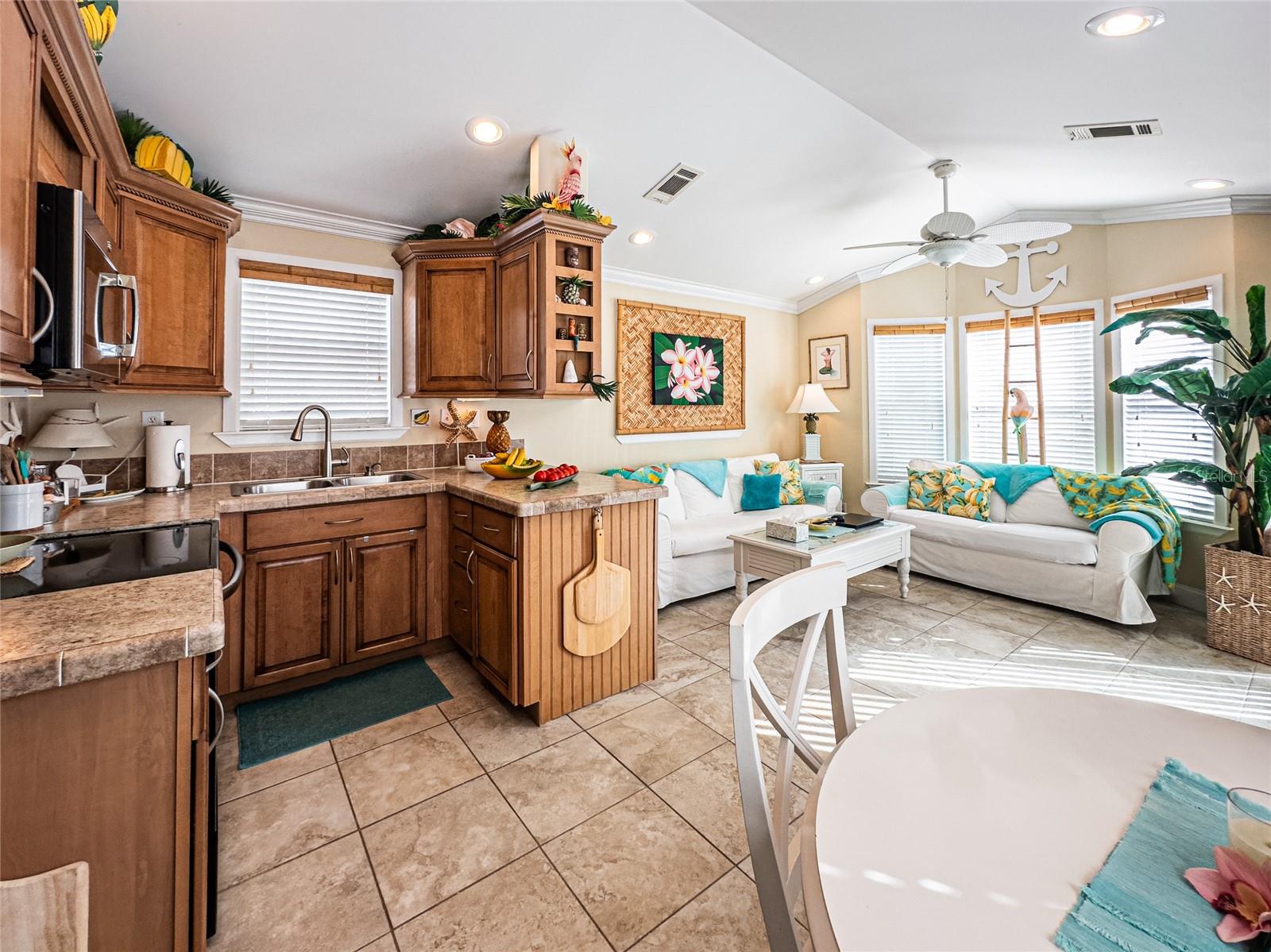 Image 7 of 37 For 20300 Leonard Road 33