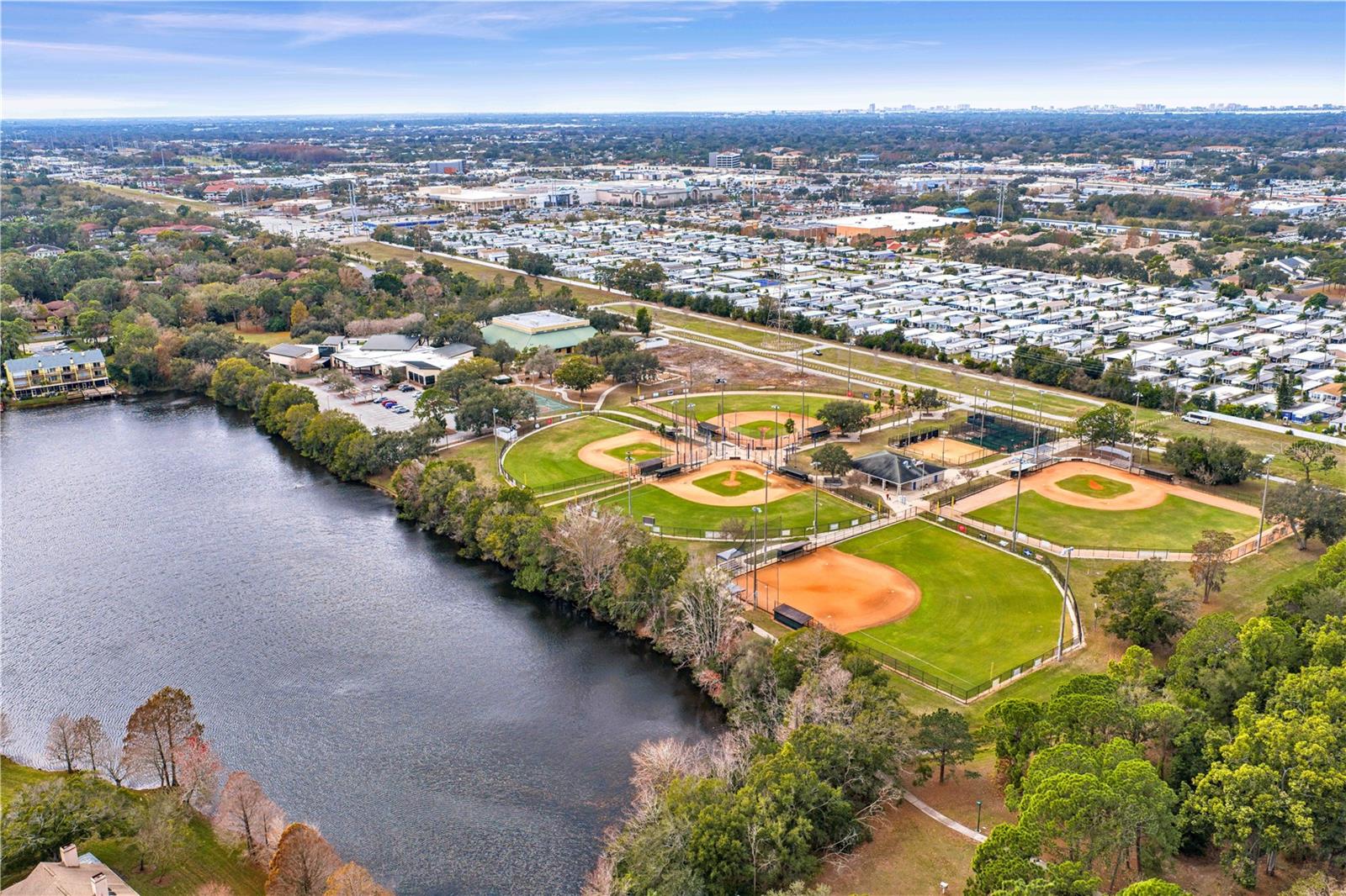 Image 40 of 41 For 2656 Clubhouse Drive S