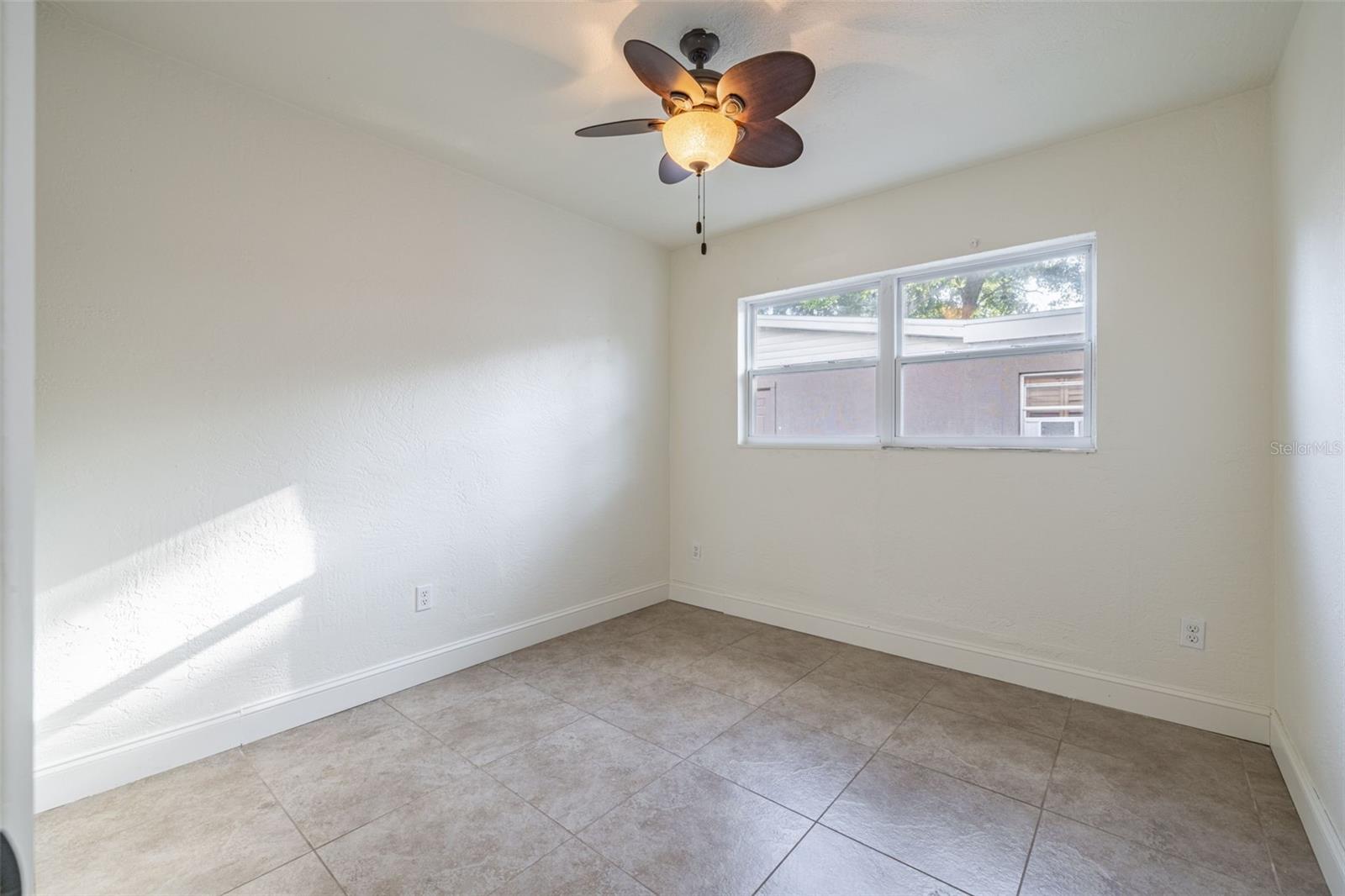 Image 17 of 38 For 2533 Habana Place