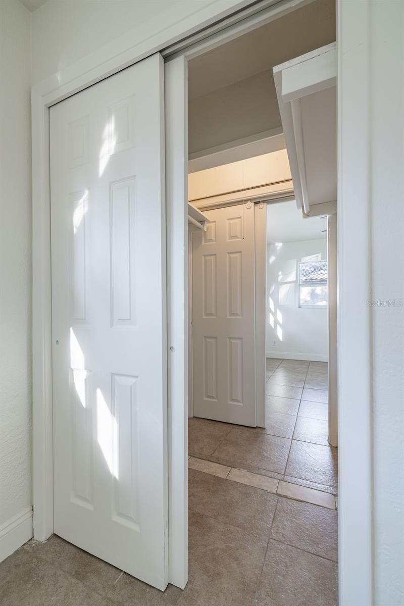 Image 23 of 38 For 2533 Habana Place