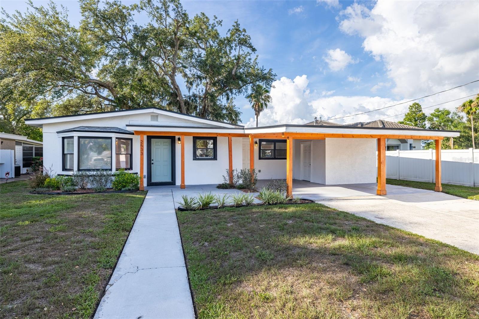 Image 5 of 38 For 2533 Habana Place