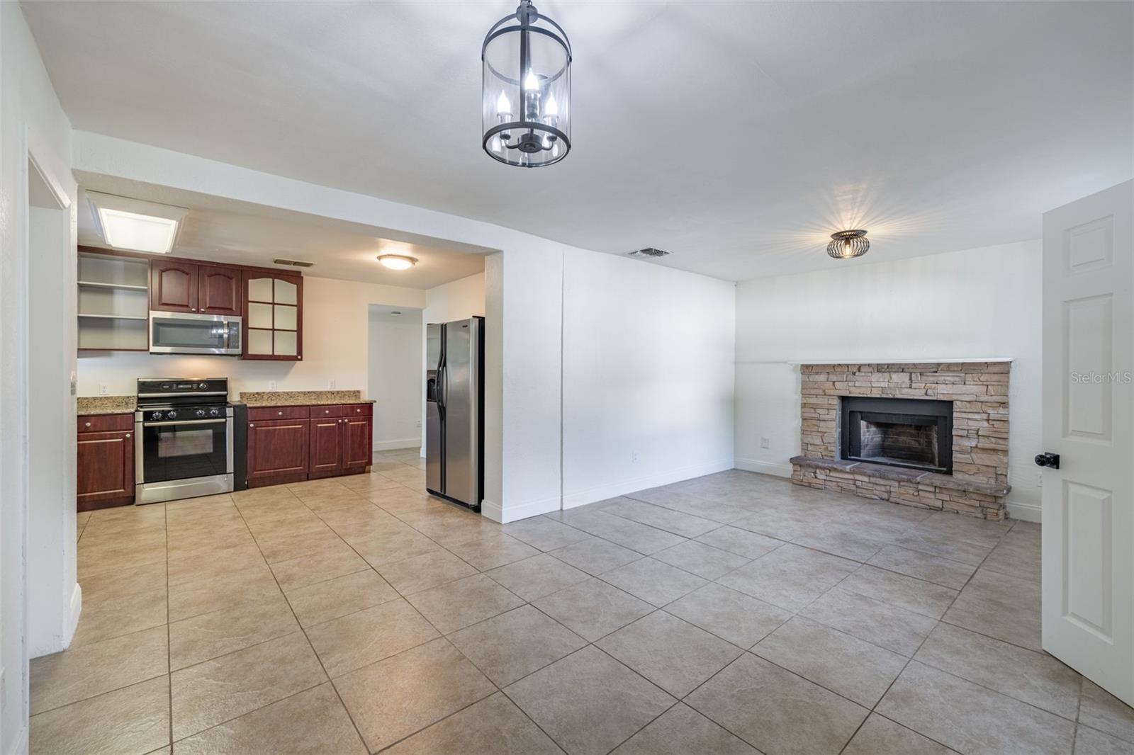 Image 9 of 38 For 2533 Habana Place