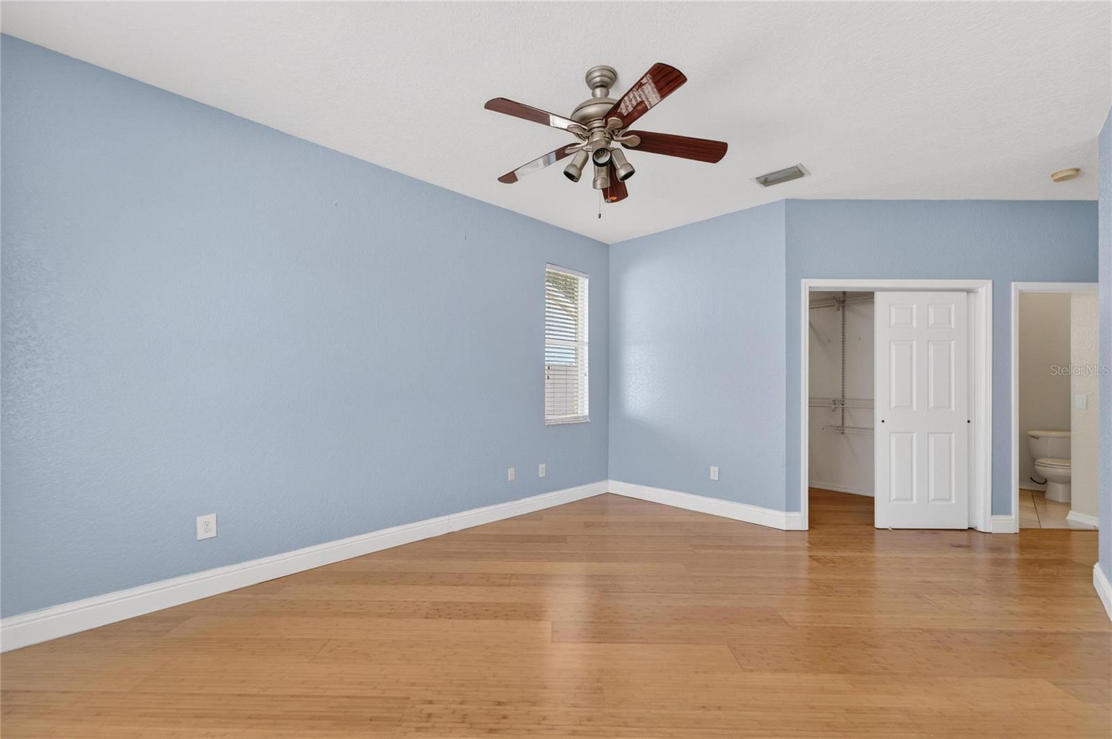 Image 32 of 67 For 1726 Loriana Street