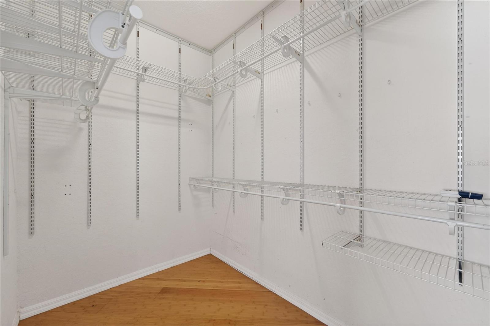 Image 33 of 67 For 1726 Loriana Street