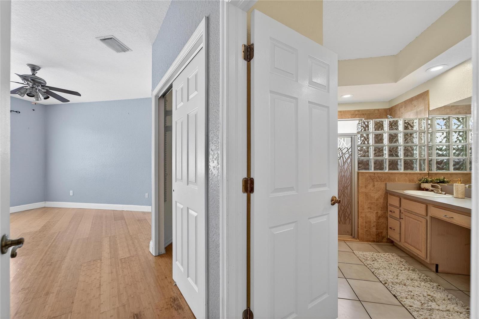 Image 34 of 67 For 1726 Loriana Street