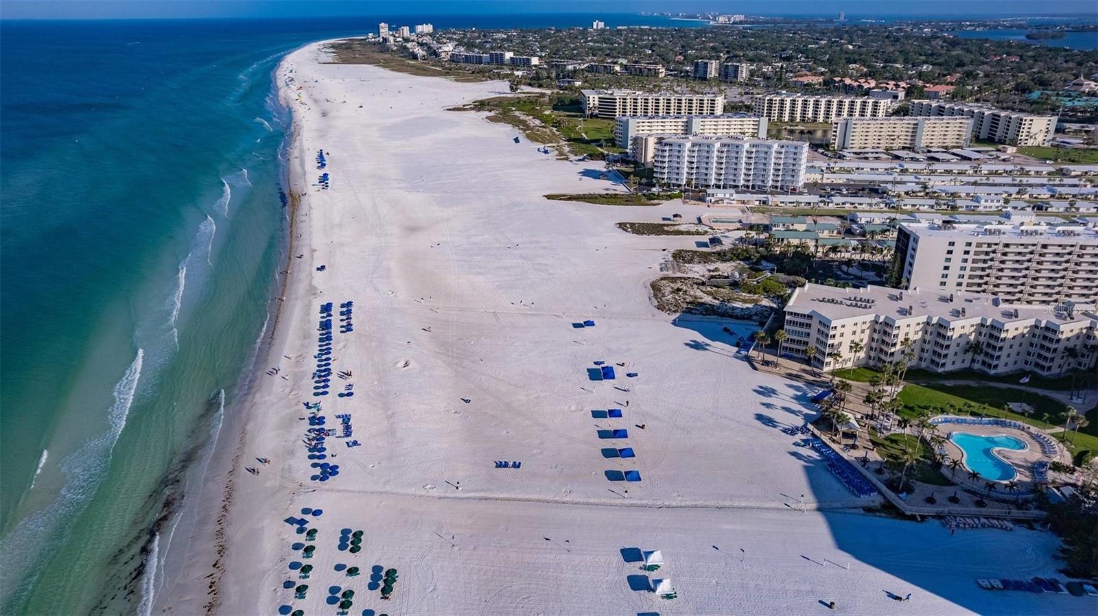 Image 21 of 21 For 6006 Midnight Pass Road 54