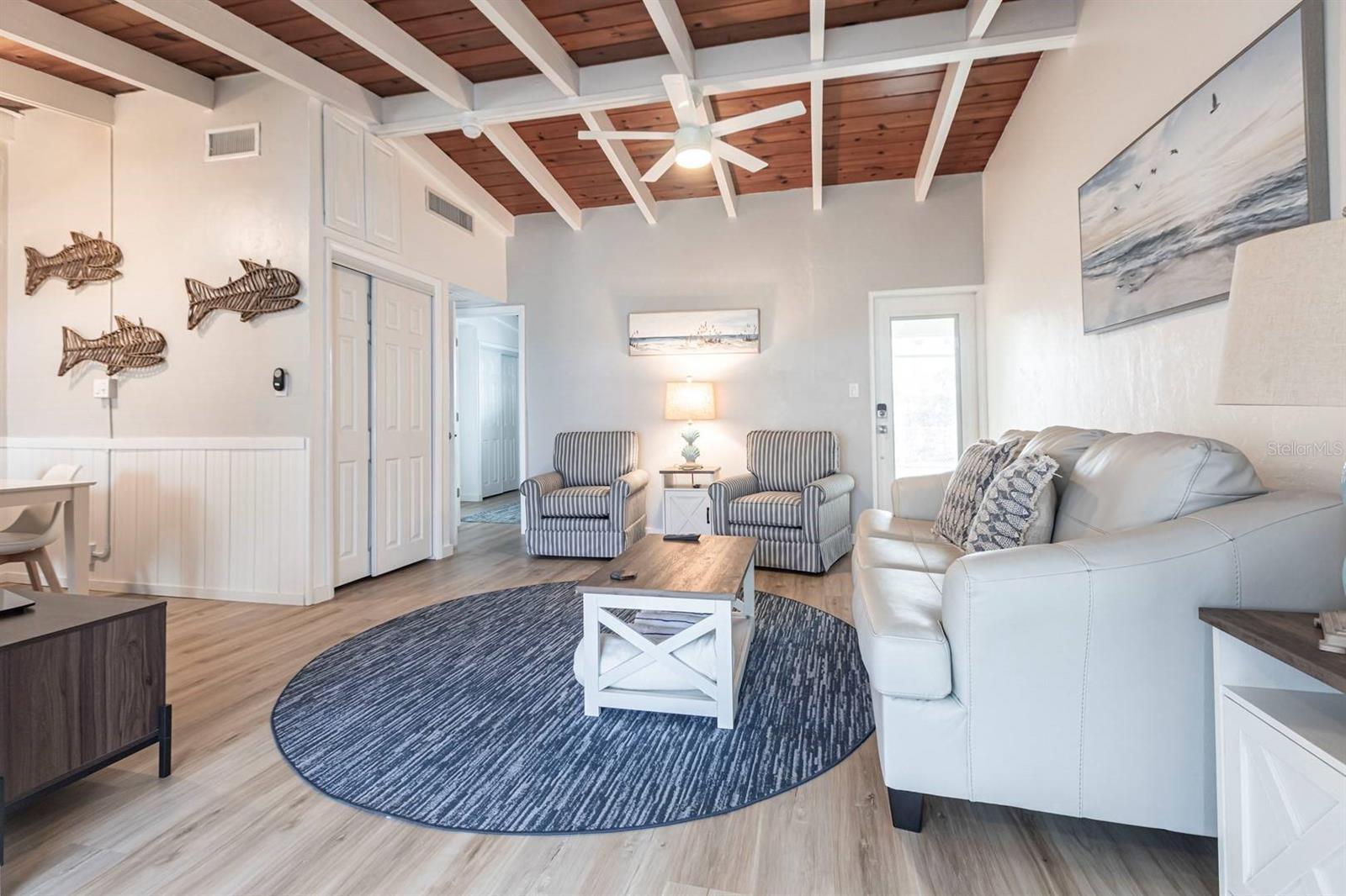 Image 3 of 21 For 6006 Midnight Pass Road 54